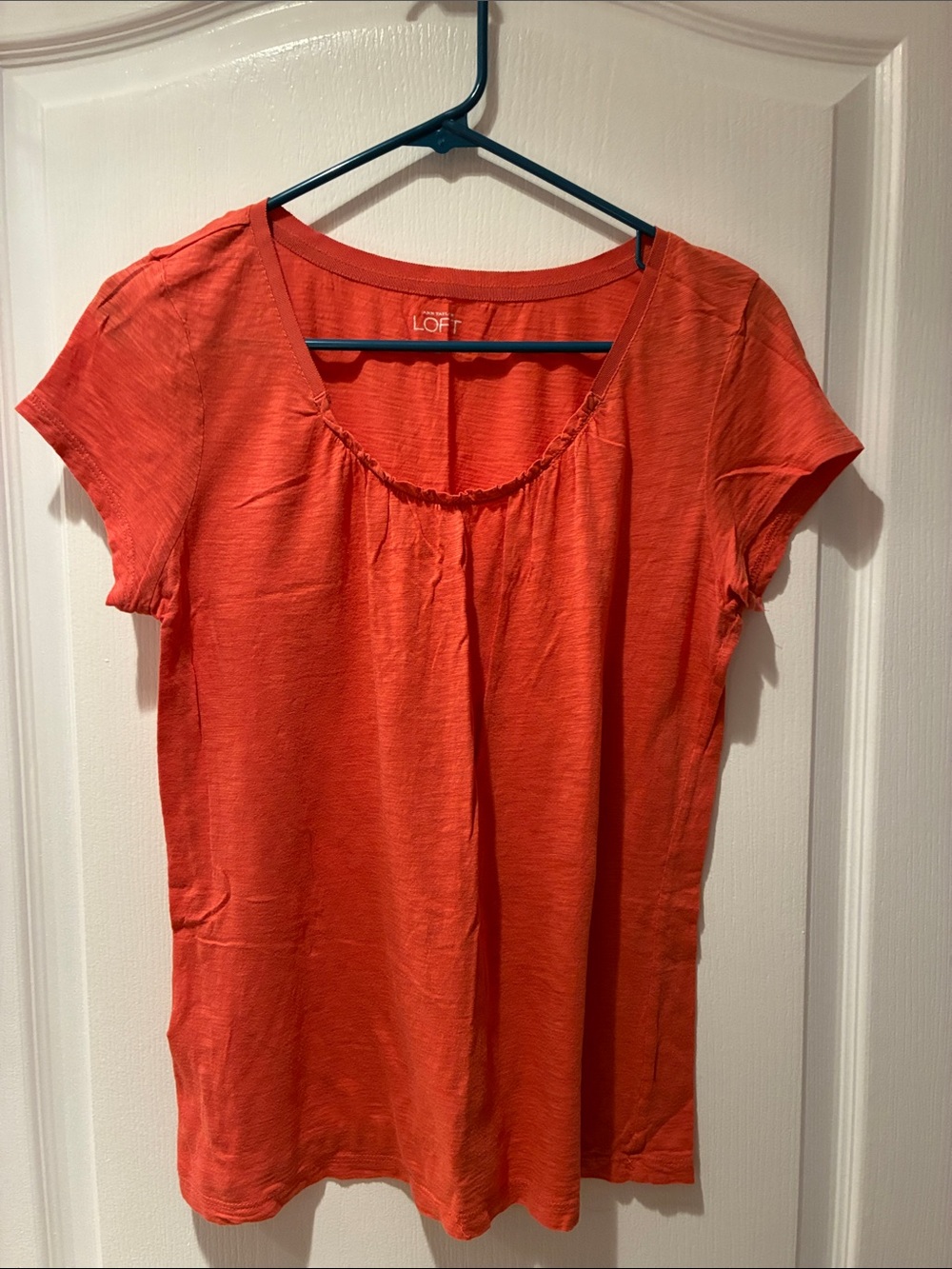 Women’s ruffle neck T-shirt